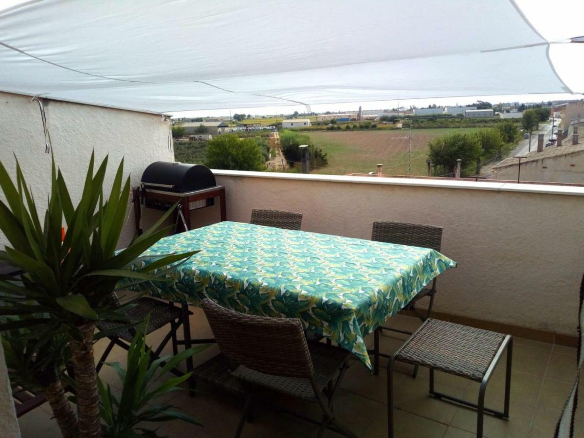 Apartament Deltament Дельтебре Экстерьер фото